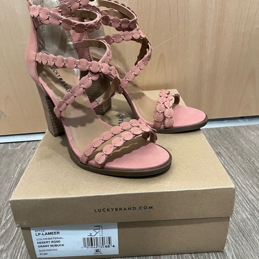 Lucky Brand Pink sandals with heel